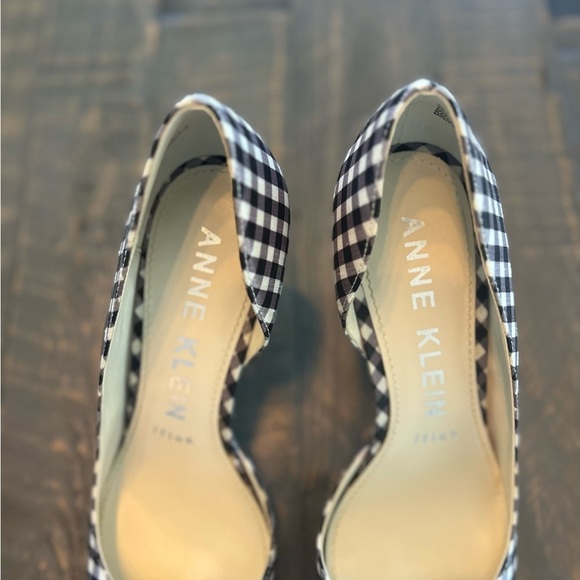 Anne Klein black and white heels size 8 - Picture 3 of 7